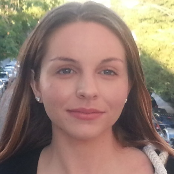 Meet your Posher, Melanie - Picture 1 of 1